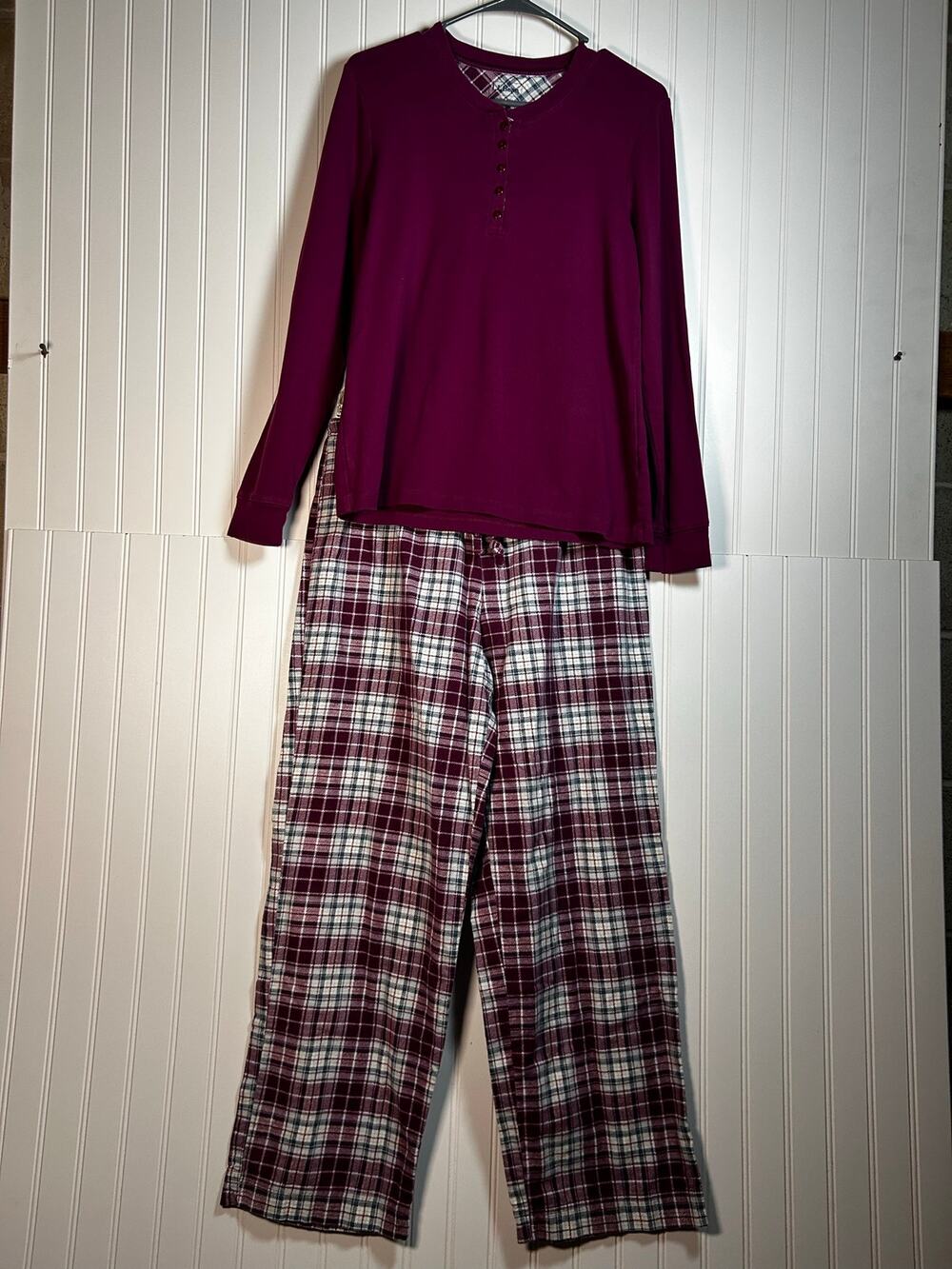 L.L. Bean women’s 2-piece pajamas plaid pants magenta shirt cotton size M